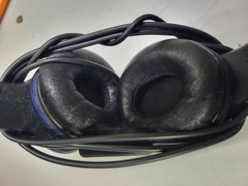 01-200181040: Monster beats by dr. dre solo hd