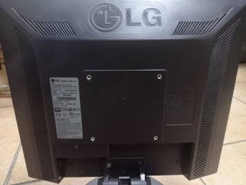 01-200264427: Lg l1750sq