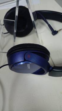 01-200211749: Sony mdr-zx310