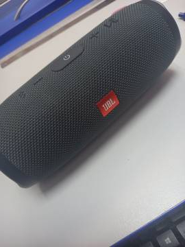 01-200213143: Jbl charge essential