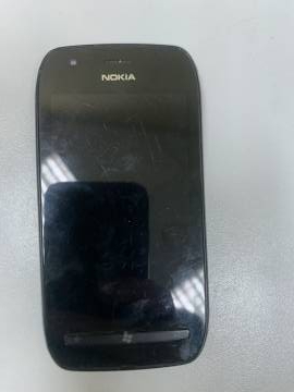 01-19191219: Nokia lumia 710