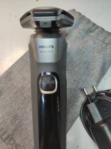 01-200118049: Philips shaver series 5000 s5587/30