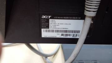 01-200204179: Acer v193b