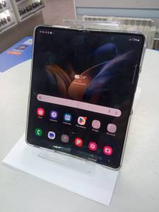 01-200210310: Samsung galaxy fold4 12/256gb