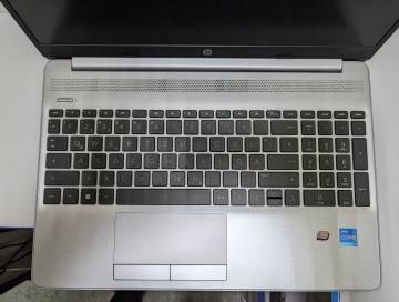 01-200247682: Hp єкр. 15,6/ core i3-1115g4 3,0ghz/ ram8gb/ ssd512gb/ intel uhd