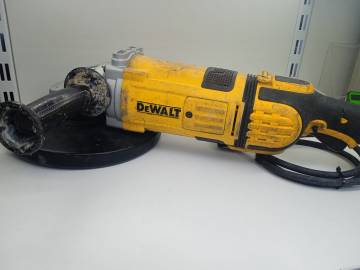 01-200311417: Dewalt dwe4579