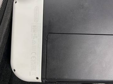 01-200095361: Nintendo switch oled