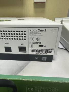 01-200153630: Microsoft xbox one s 500gb