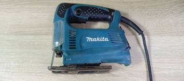 01-200176158: Makita 4327