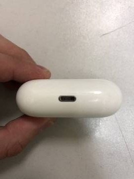 01-200215323: Apple airpods pro