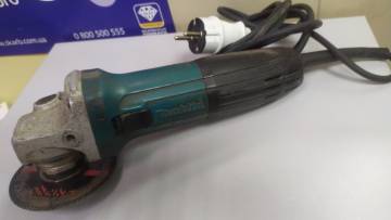 01-200239201: Makita ga5030