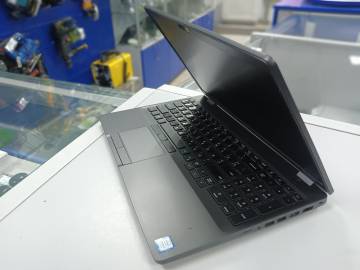 01-200236683: Dell latitude 5501 15.6&#34; i5-9400h 2,5ghz/ram16gb/ssd256gb/intel uhd graphics 630