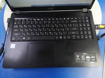 01-200263005: Acer a315-54k i5-6300u ram 8 ssd 1tb hd 520