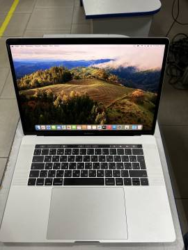 01-200275947: Apple macbook pro/a1990/ core i7 2,2ghz/ ram16gb/ ssd256gb/ amd pro 555x 4gb/ retina, touch bar