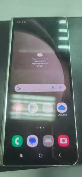 01-200306445: Samsung galaxy fold5 12/256gb