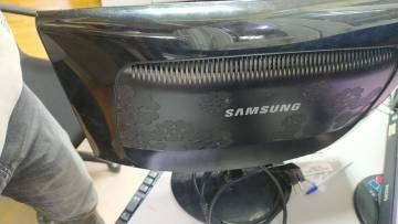 01-200108721: Samsung 2033sn
