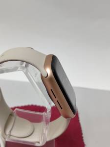01-200158018: Apple watch se 40mm aluminum case