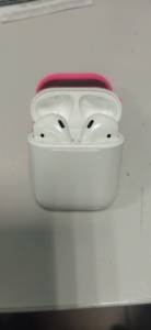 01-200188703: Apple airpods 2nd generation with charging case