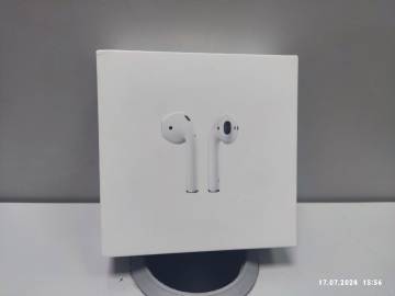 01-200193556: Apple airpods 2nd generation with charging case