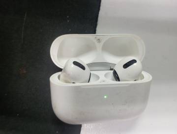 01-200200236: Apple airpods pro