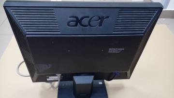 01-200204179: Acer v193b