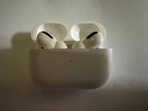 01-200235285: Apple airpods pro