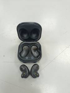 01-200226888: Samsung galaxy buds live