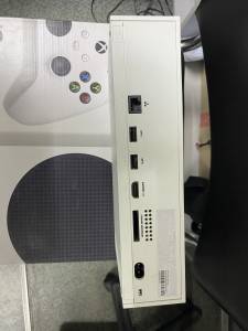 01-200273598: Microsoft xbox series s 512gb