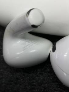 01-200097635: Apple airpods 3rd generation