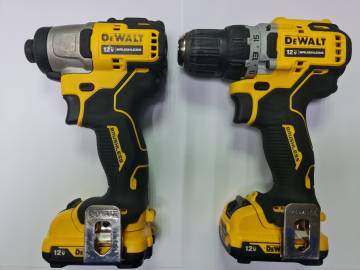 01-200177421: Dewalt dcd701+dcf801+зп dcb112+ 2 акб dcb122 12v 2.0ah