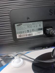 01-200233723: Samsung b2430l