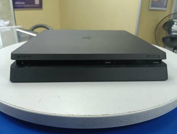 01-200273877: Sony playstation 4 slim 500gb