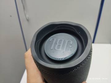 01-200292485: Jbl charge essential 2