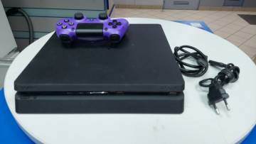 01-200311934: Sony playstation 4 slim 500gb