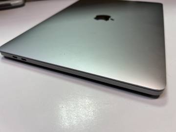01-200096775: Apple Macbook Pro a2338/ m1 8-cpu/ 8-gpu/ ram8gb/ ssd512gb/ retina, truetone, touch bar