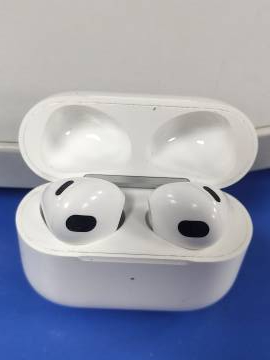 01-200067567: Apple airpods 3rd generation
