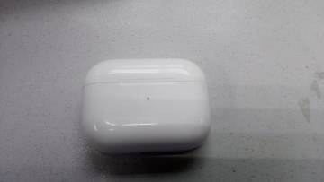 01-200173228: Apple airpods pro 2nd generation
