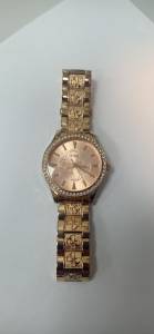 01-200108042: Guess w1280l3