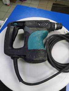 01-200268084: Makita hr2810