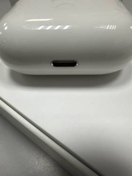 01-200233706: Apple airpods 3rd generation