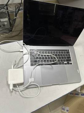 01-200095695: Apple Macbook Pro core i9 2,3ghz a2141/retina/ram16gb/ssd1000gb/intel uhd graphics 630