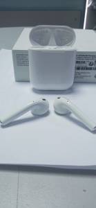 01-200262884: Apple airpods 2nd generation with charging case