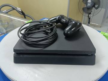 01-200273877: Sony playstation 4 slim 500gb