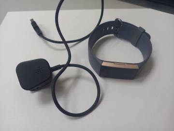 01-200248486: Fitbit charge 3/graphite fb409gmbk