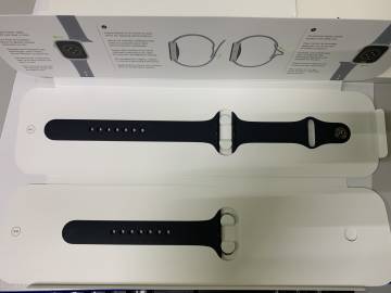 01-200038150: Apple watch series 8 gps 45mm aluminium case a2771