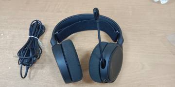 01-200195740: Steelseries arctis 3 2019