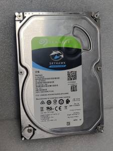 01-200263113: Seagate skyhawk 1 tb