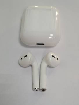 01-200166298: Apple airpods 2nd generation with charging case