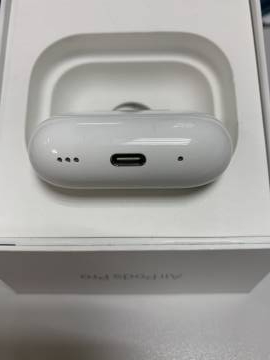 01-200276964: Apple airpods pro 2nd generation with magsafe charging case usb-c