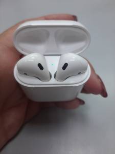 01-200029533: Apple airpods 2nd generation